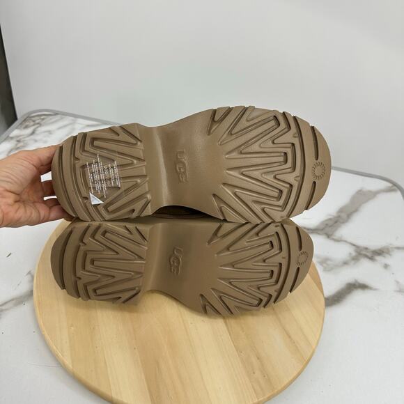 UGG Classic Ultra Mini New Heights Boots Chestnut Womens Size 10 Platform - Picture 6 of 10